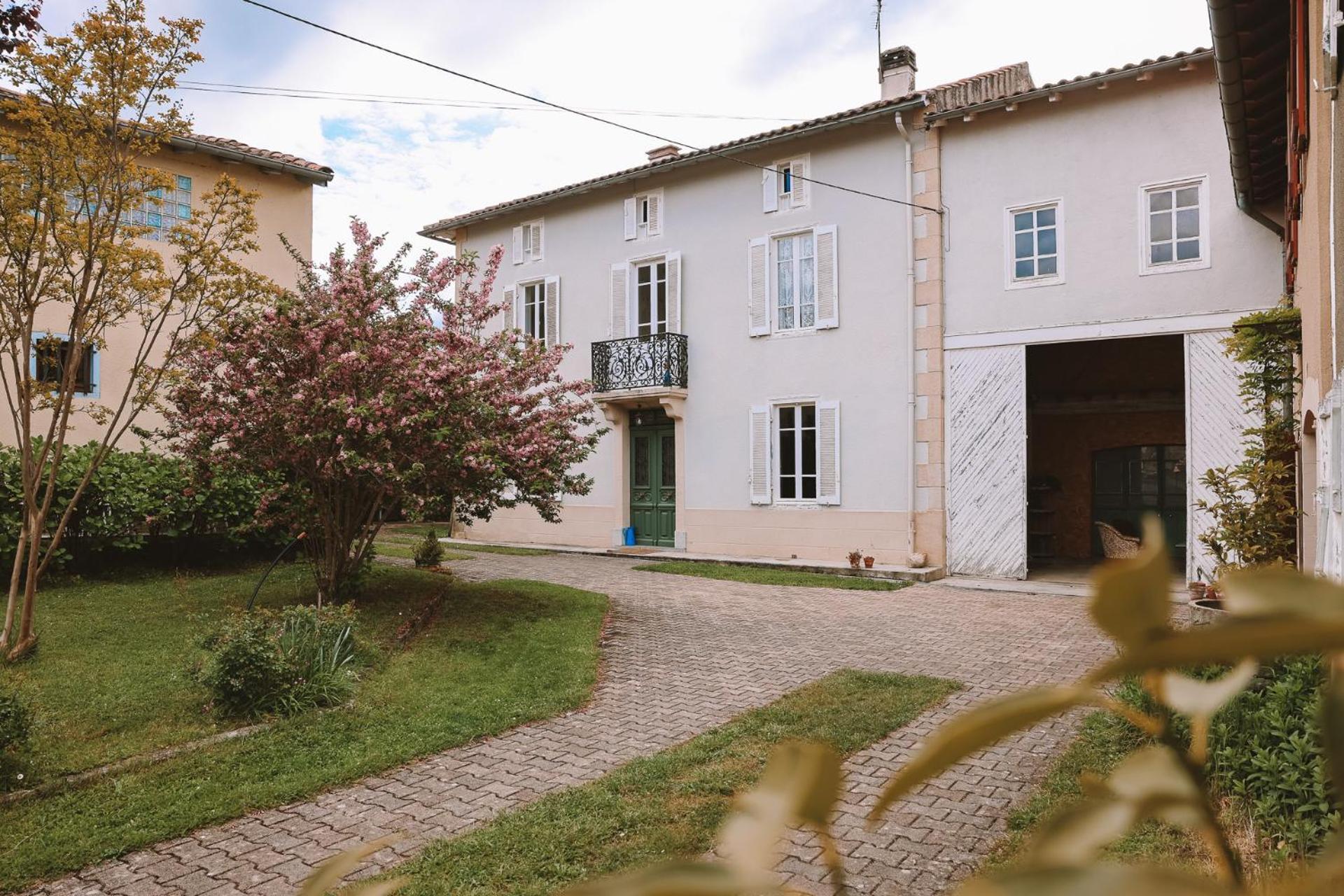 Les Chambres De Lasserre - Chambres Et Table D'Hotes Bagian luar foto