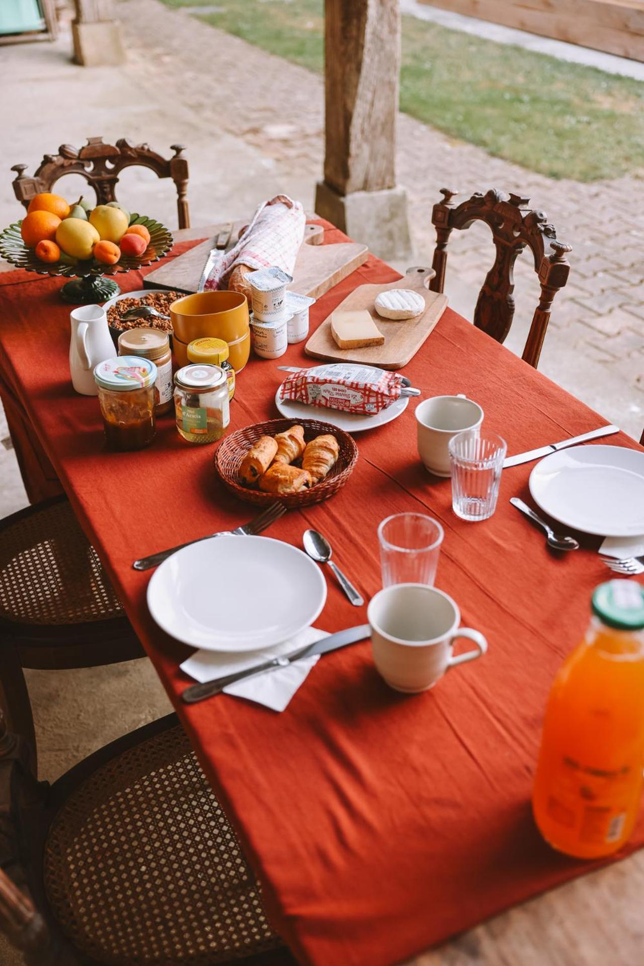 Les Chambres De Lasserre - Chambres Et Table D'Hotes Bagian luar foto